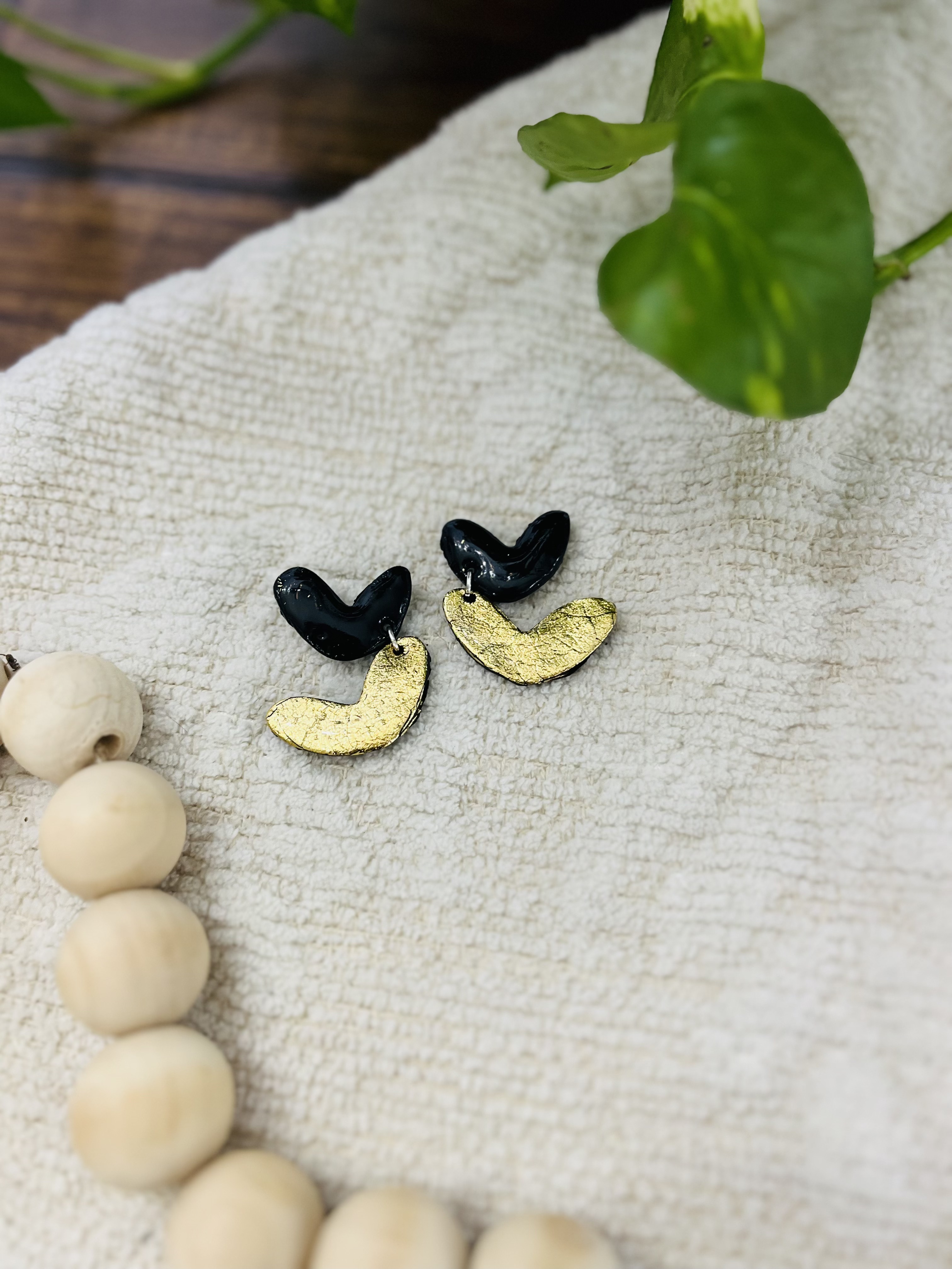 Dangly heart earrings